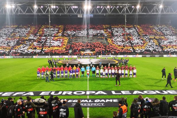 CFR Cluj, dublă remiză cu Sevilla FC în „primăvara europeană” | „Alb-vișiniii” au părăsit întrecerea continentală „cu fruntea sus”